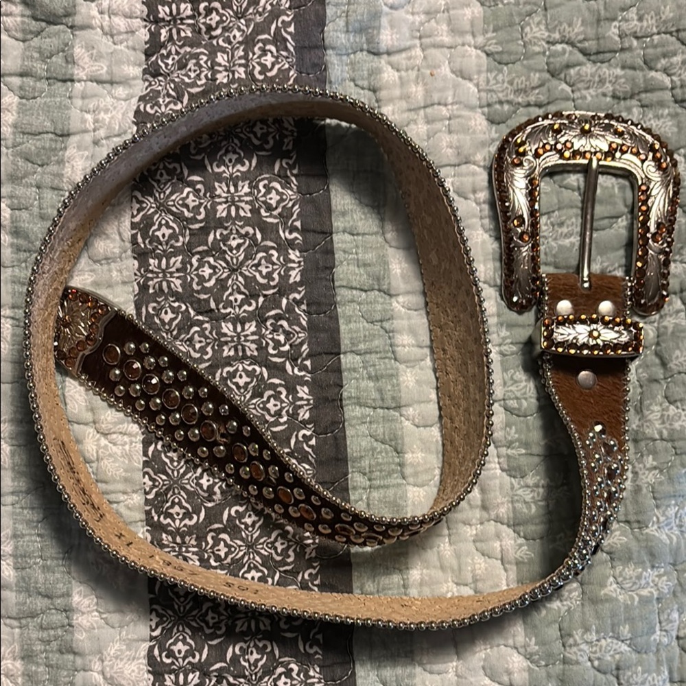 B.B. Simon Brown and Silver Leather Belt with Classic Design